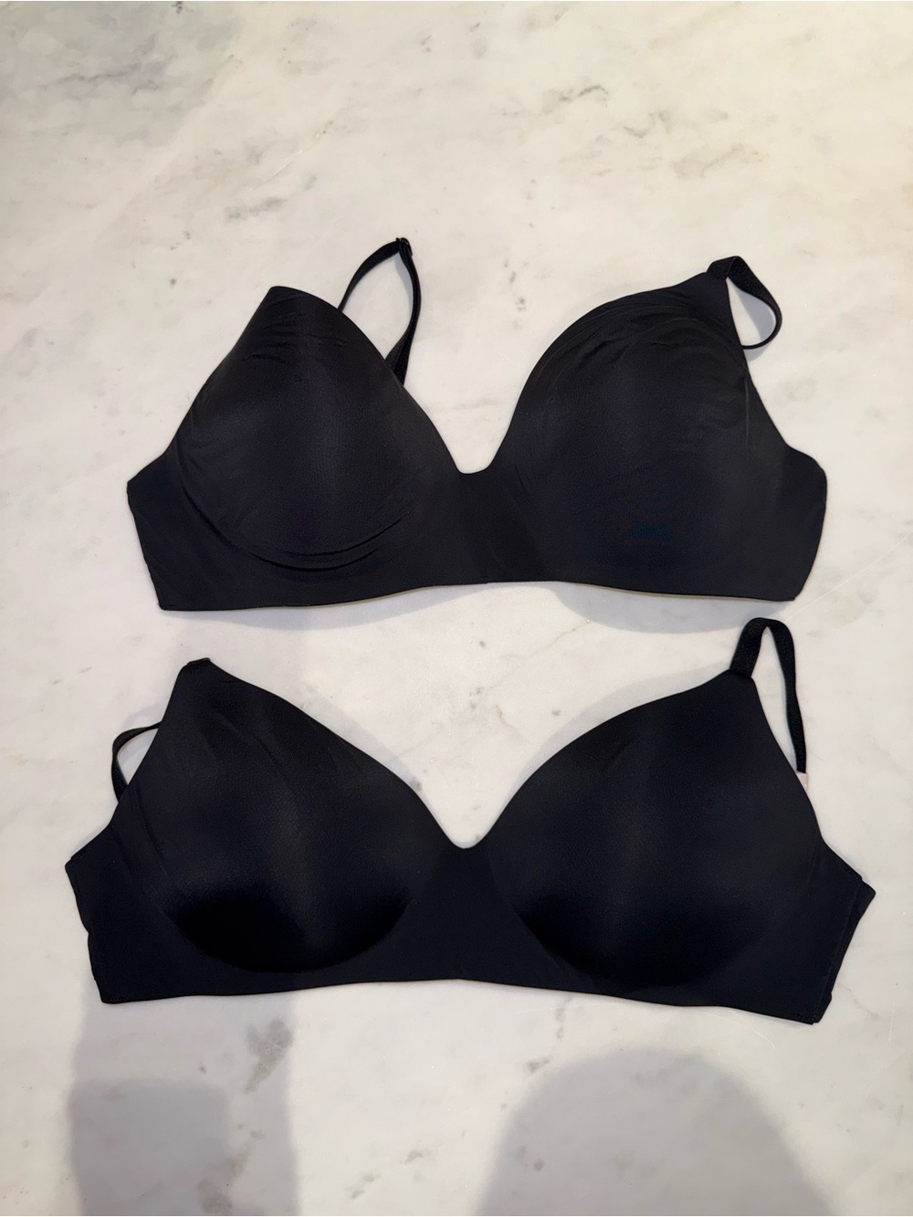 Victoria's Secret Black Seamless Molded Cup Bra